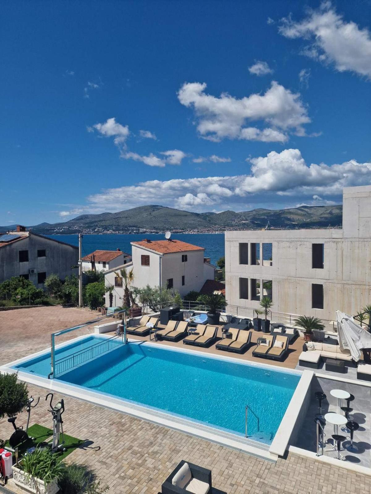Apartments Silva With A View Of Sea Trogir Exterior photo