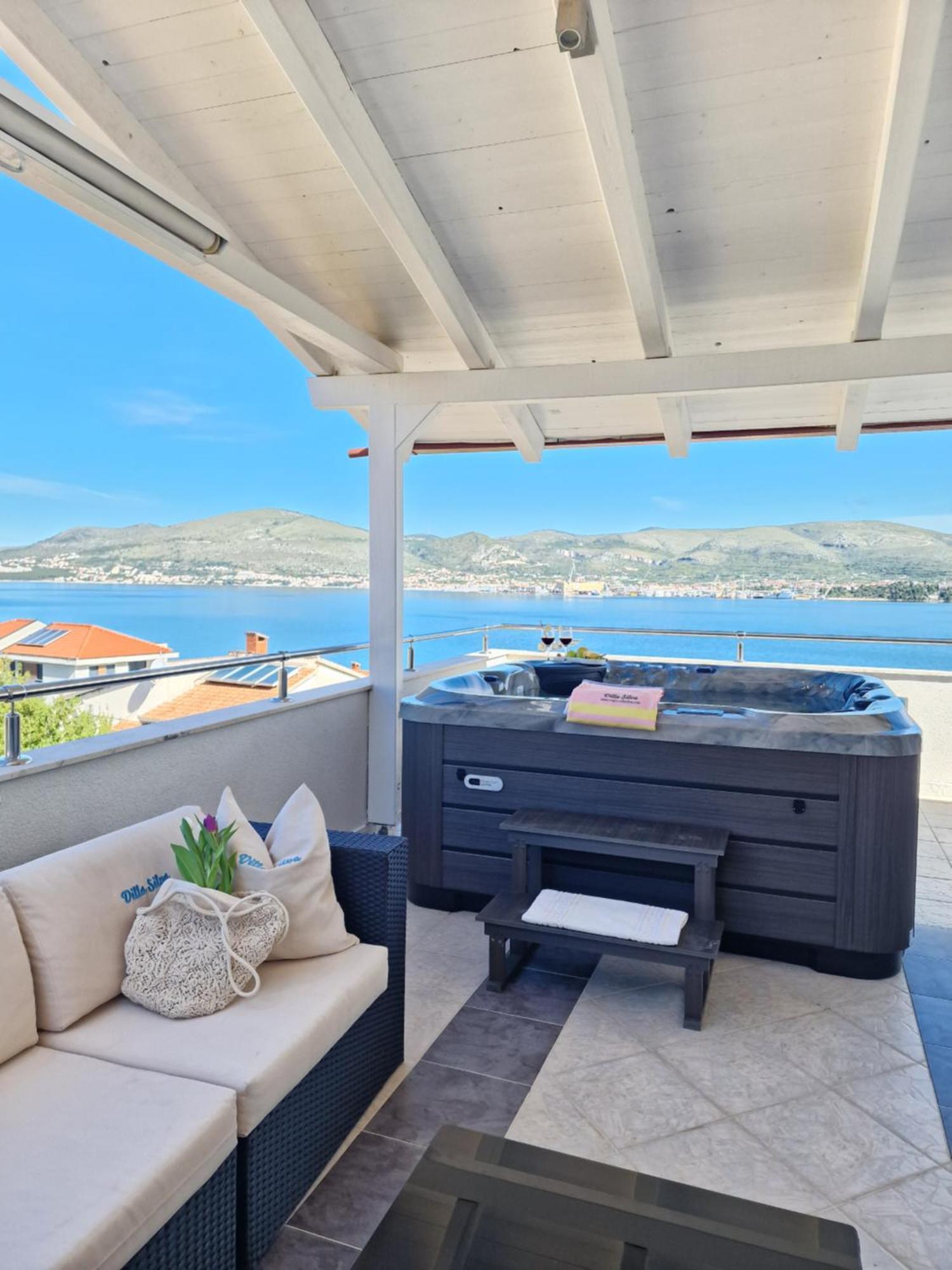 Apartments Silva With A View Of Sea Trogir Exterior photo