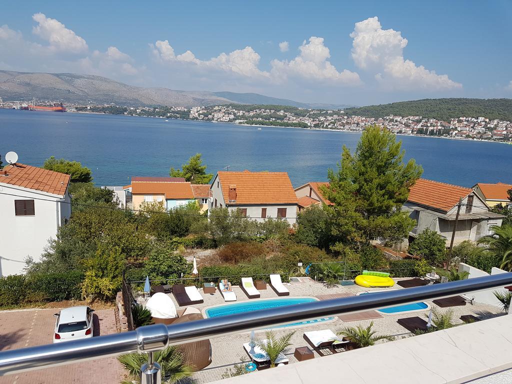 Apartments Silva With A View Of Sea Trogir Exterior photo