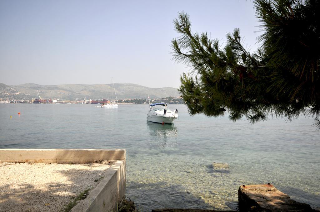 Apartments Silva With A View Of Sea Trogir Exterior photo
