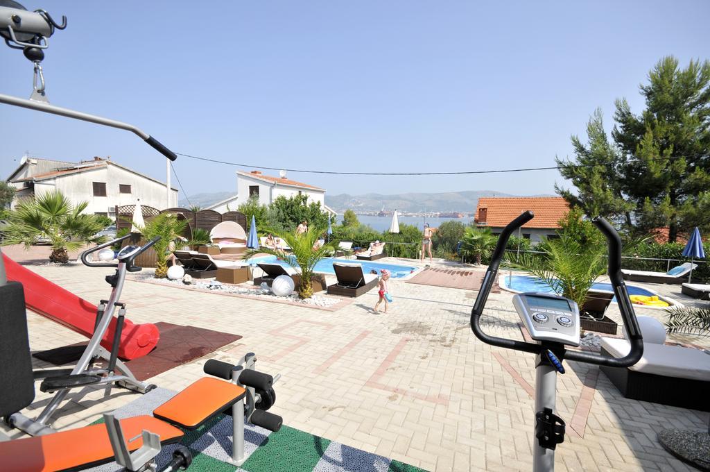 Apartments Silva With A View Of Sea Trogir Exterior photo