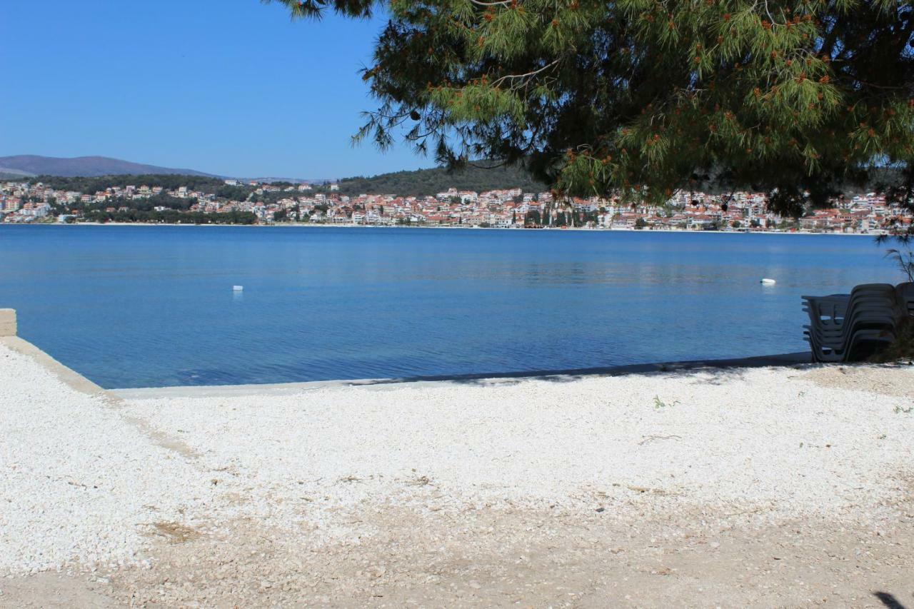 Apartments Silva With A View Of Sea Trogir Exterior photo