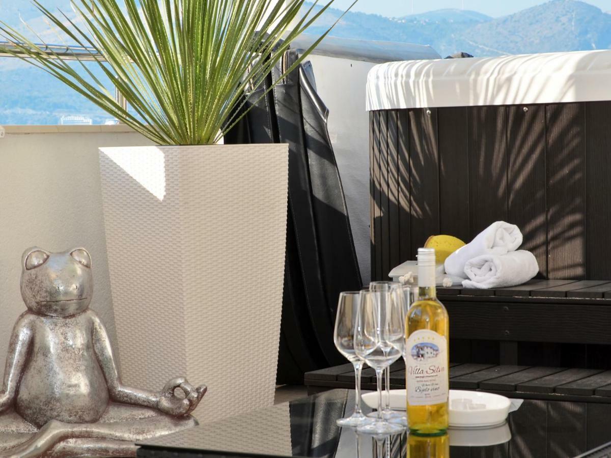 Apartments Silva With A View Of Sea Trogir Exterior photo