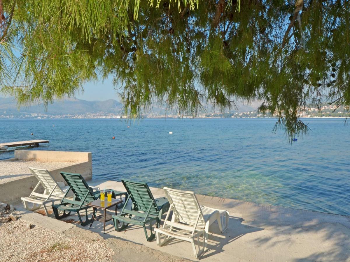 Apartments Silva With A View Of Sea Trogir Exterior photo