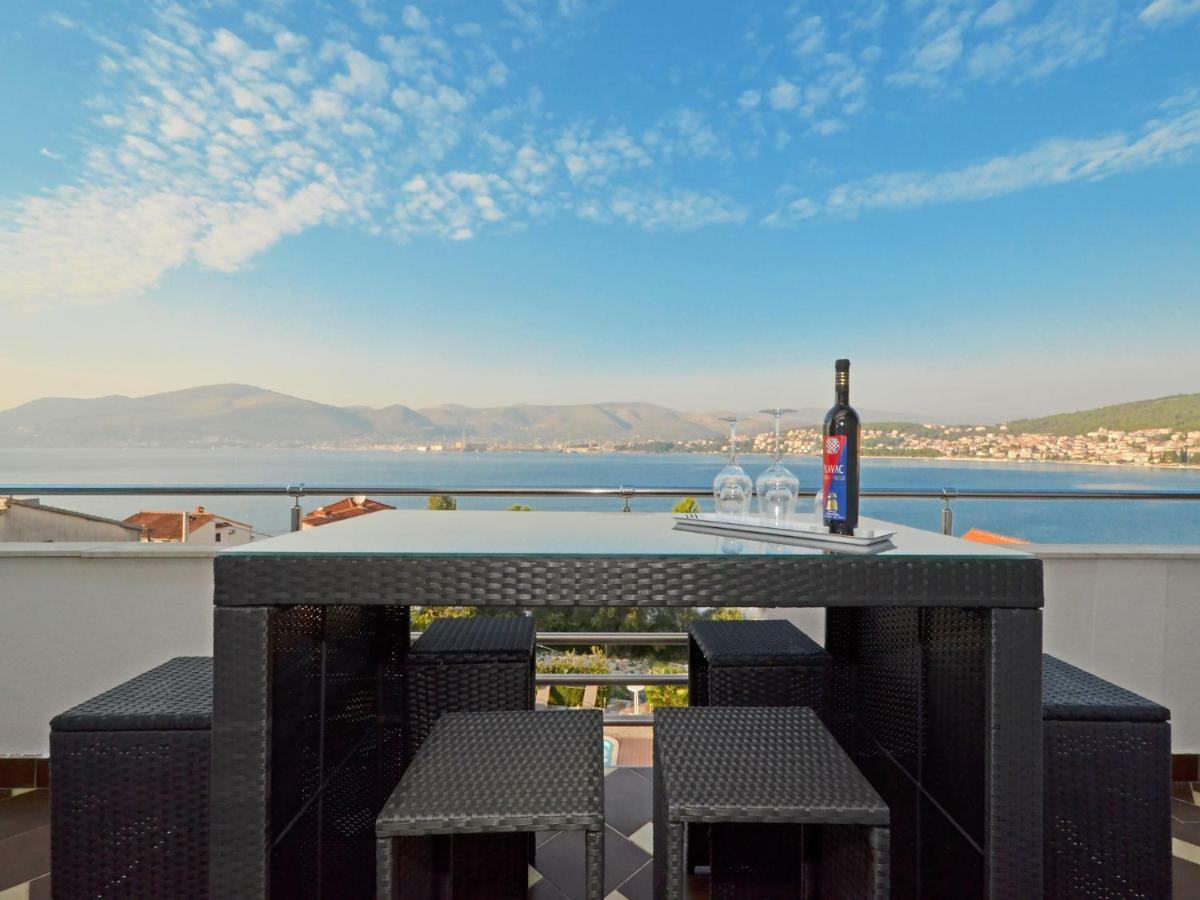 Apartments Silva With A View Of Sea Trogir Exterior photo